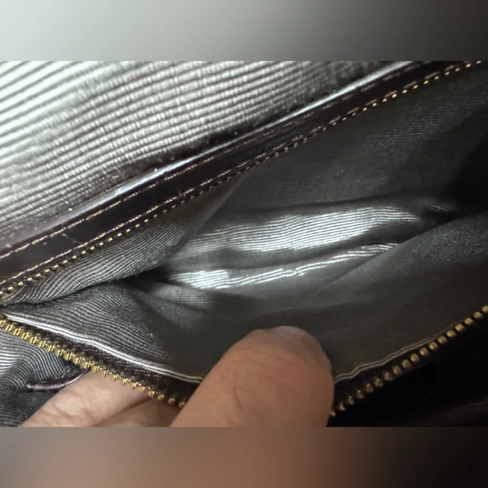 Elliot Lucca Elegant Brown Leather Handbag - Picture 6 of 13